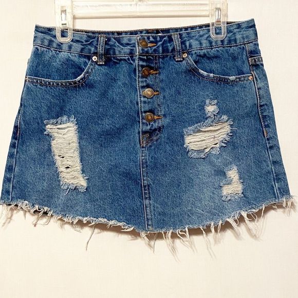 Forever 21 Distressed Denim Mini Skirt Size 28 - Picture 9 of 16